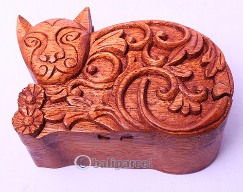 Wooden Box With Cat, Hand Made From Suar Wood