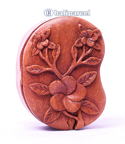 Wooden Box With Flower, Hand Made From Suar Wood