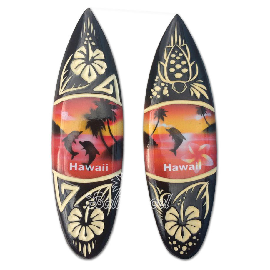 Magnet With Airbrushed Combination Carving, Handcarved From Pinus Wood