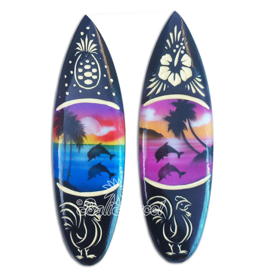 Magnet With Airbrushed Combination Carving, Handcarved From Pinus Wood