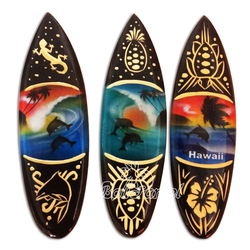 Magnet With Airbrushed Combination Carving, Handcarved From Pinus Wood