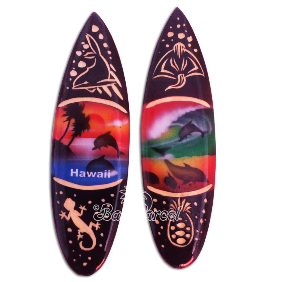 Magnet With Airbrushed Combination Carving, Handcarved From Pinus Wood