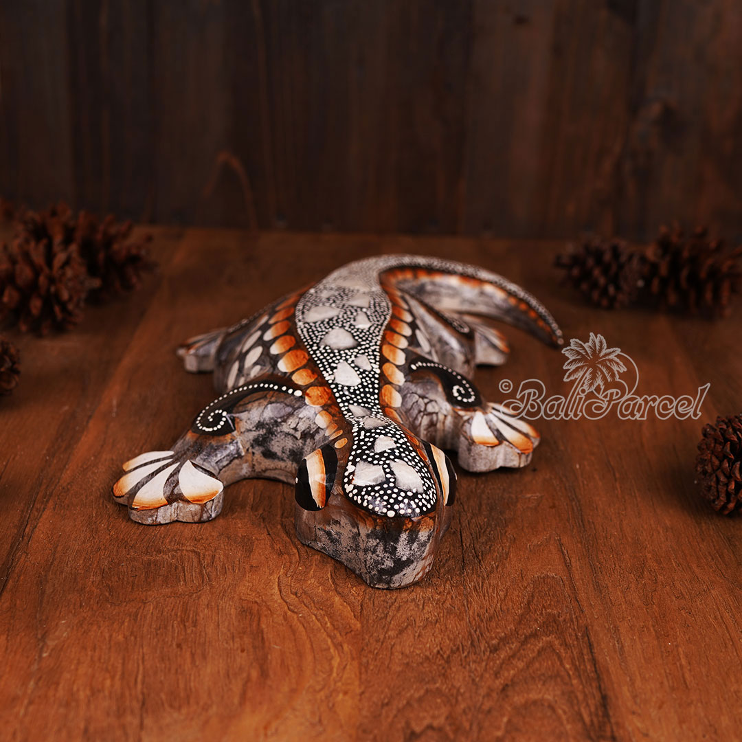 Wooden Gecko With Painted, Handmade From Albesia Wood