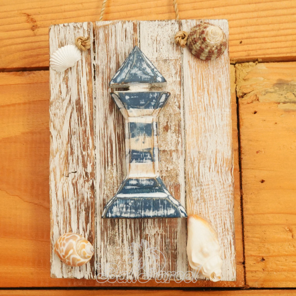 Wooden Wall Hanging, Handmade From Albesia Wood