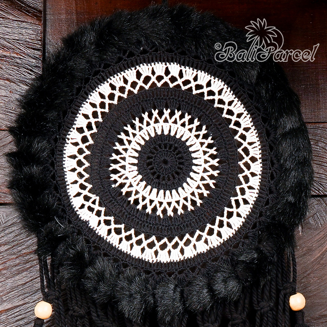Macrame Dreamcatcher Wallhanging