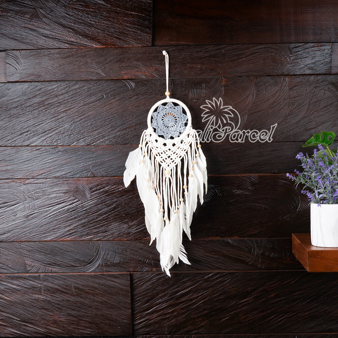 Macrame Dreamcatcher Wallhanging