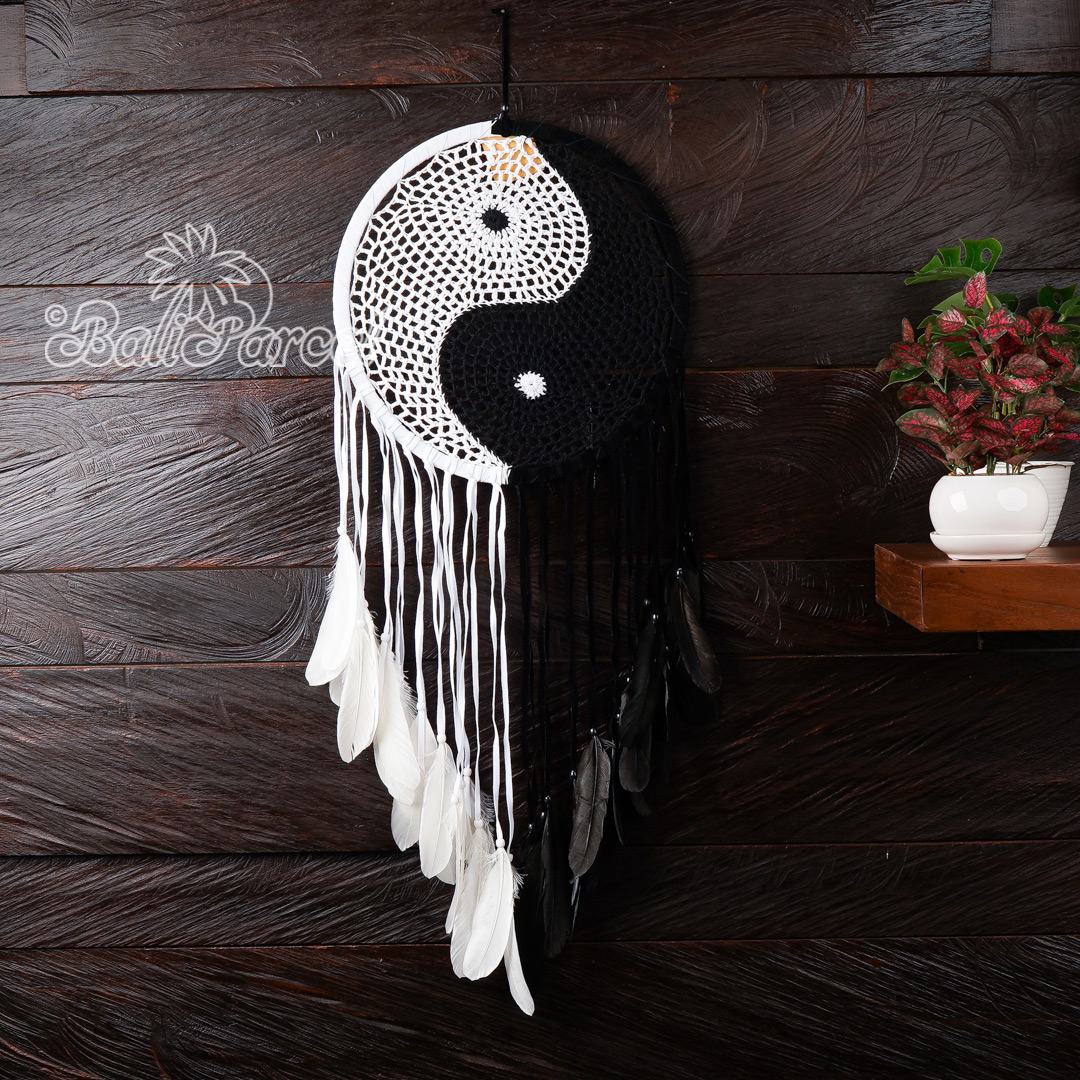 Macrame Dreamcatcher Wallhanging