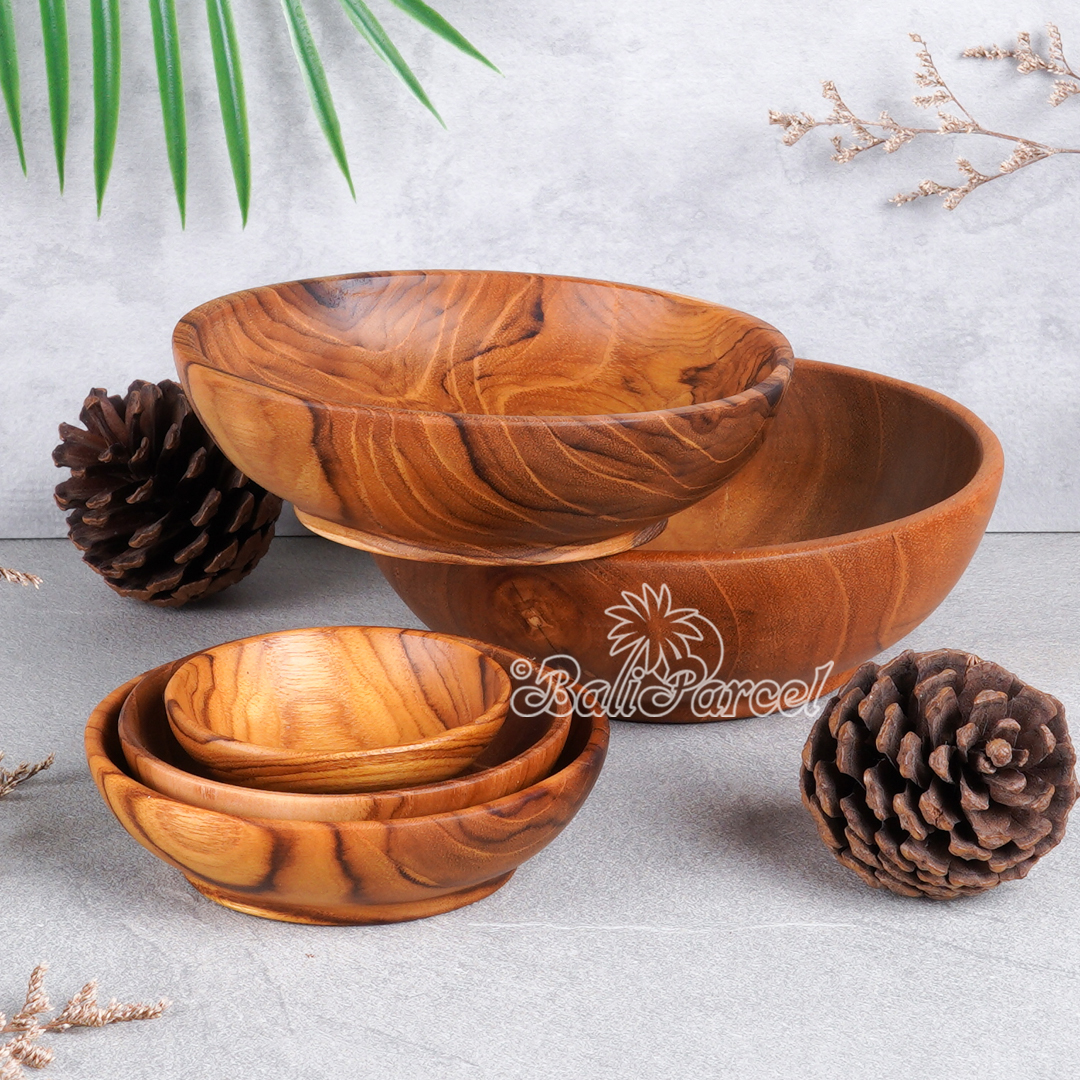 Wooden Bowl, Hand Made From Teak Wood, Finishing With Olive Oil.