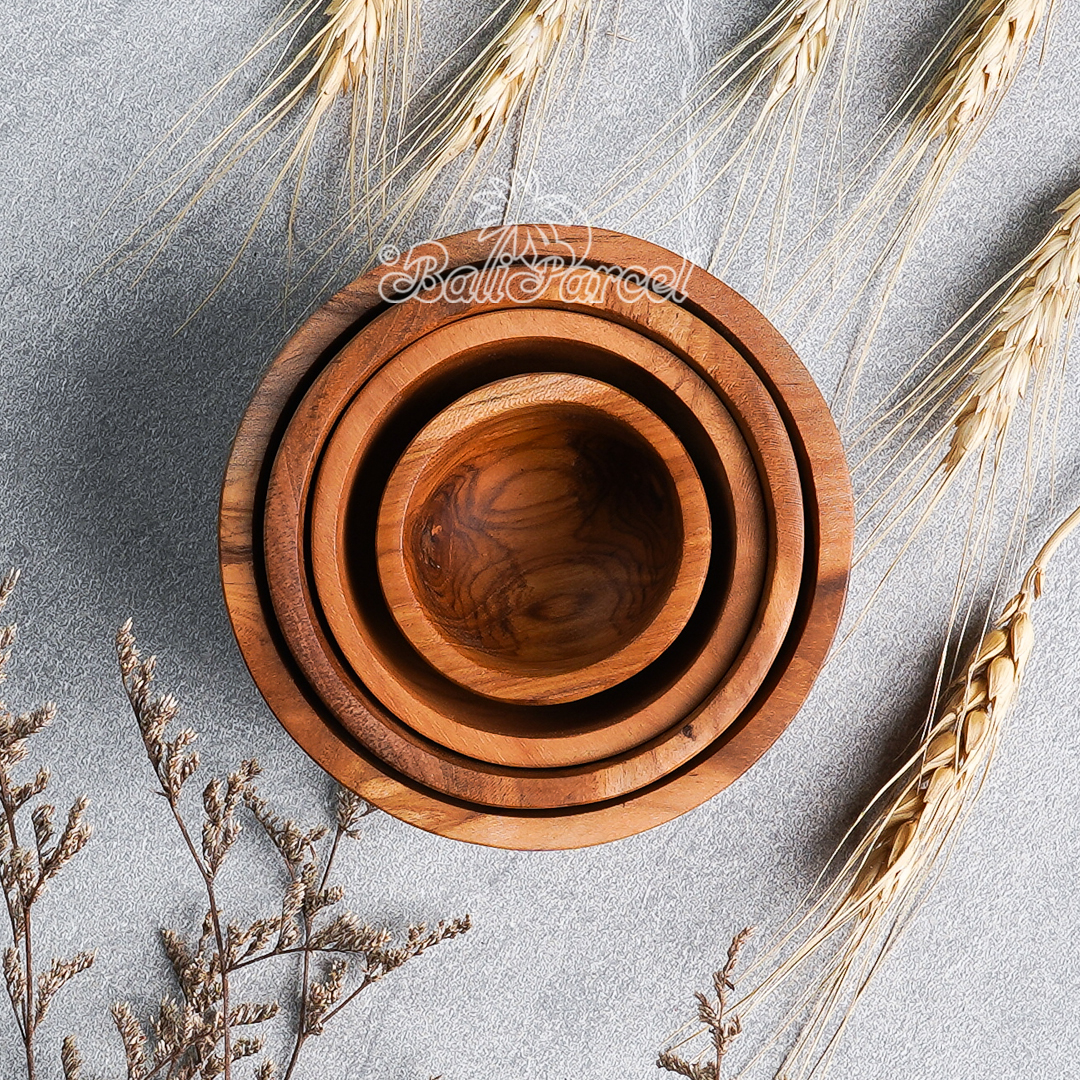 Wooden Bowl, Hand Made From Teak Wood, Finishing With Olive Oil.