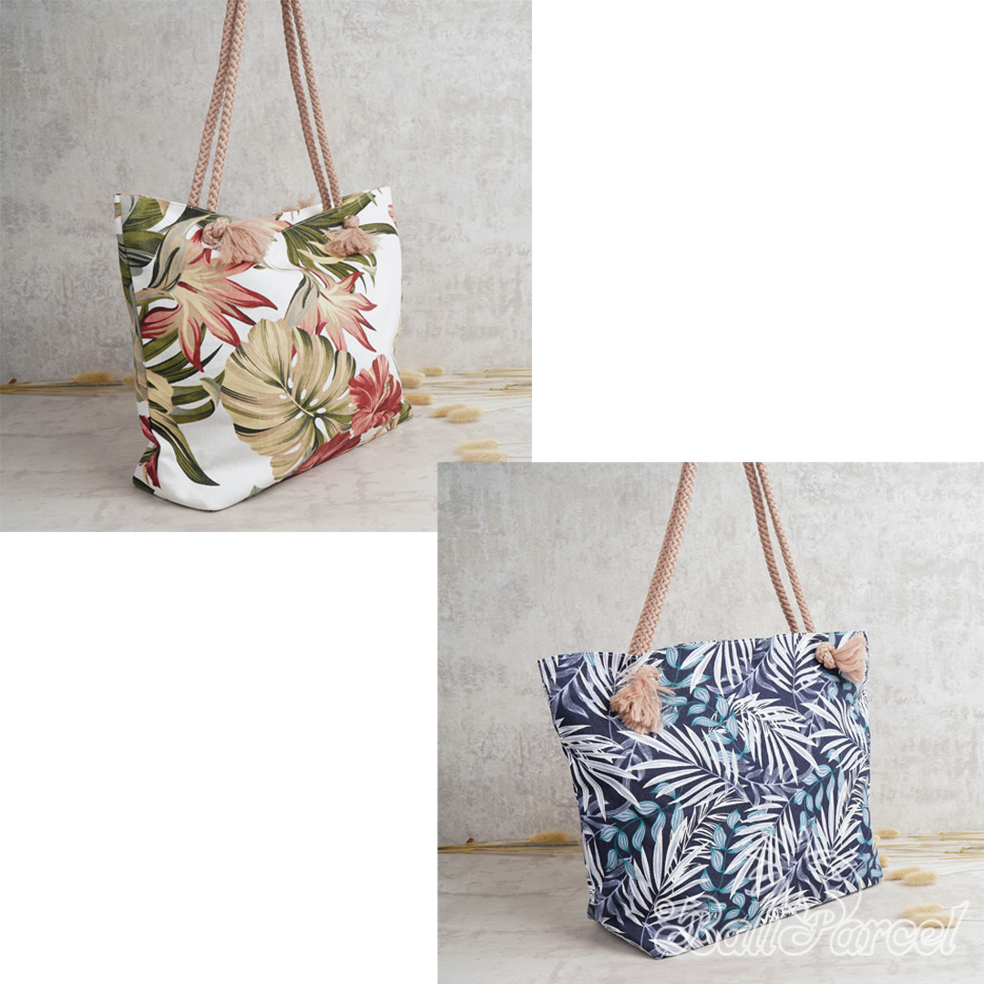 Assorted Colour Of Beautiful Travel Bag, Handmade With Good Quality Of Canvas.