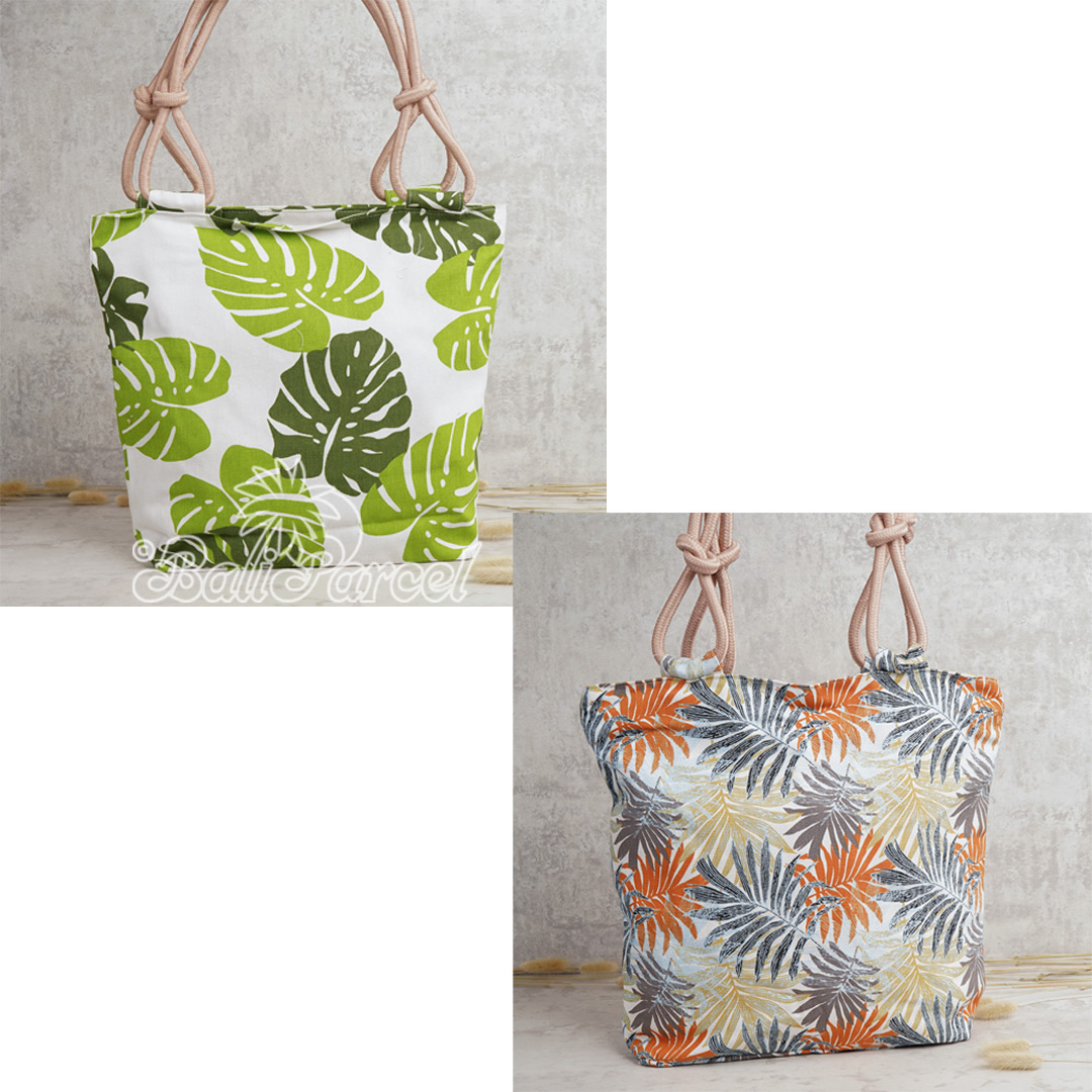 Assorted Colour Of Beautiful Travel Bag, Handmade With Good Quality Of Canvas.