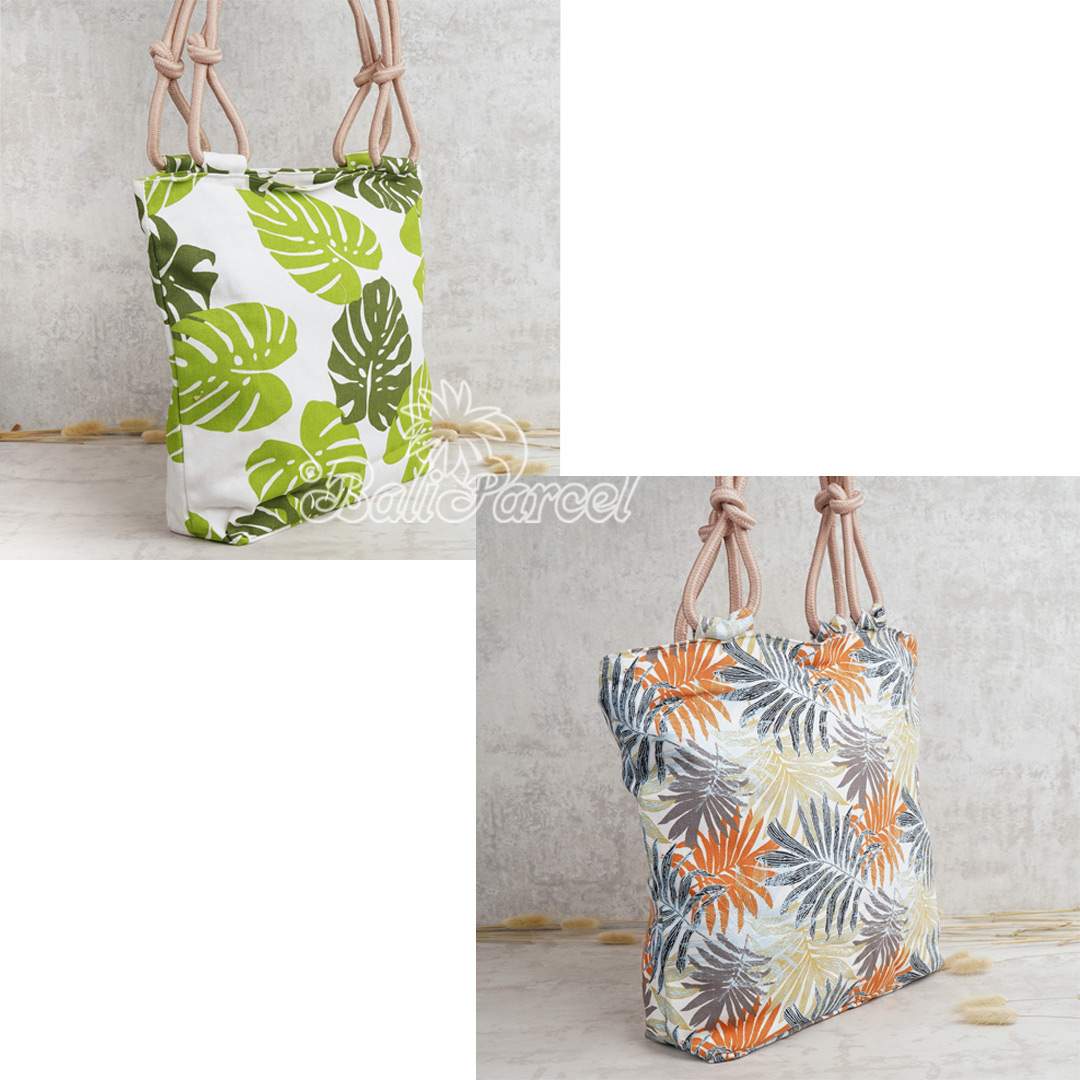 Assorted Colour Of Beautiful Travel Bag, Handmade With Good Quality Of Canvas.