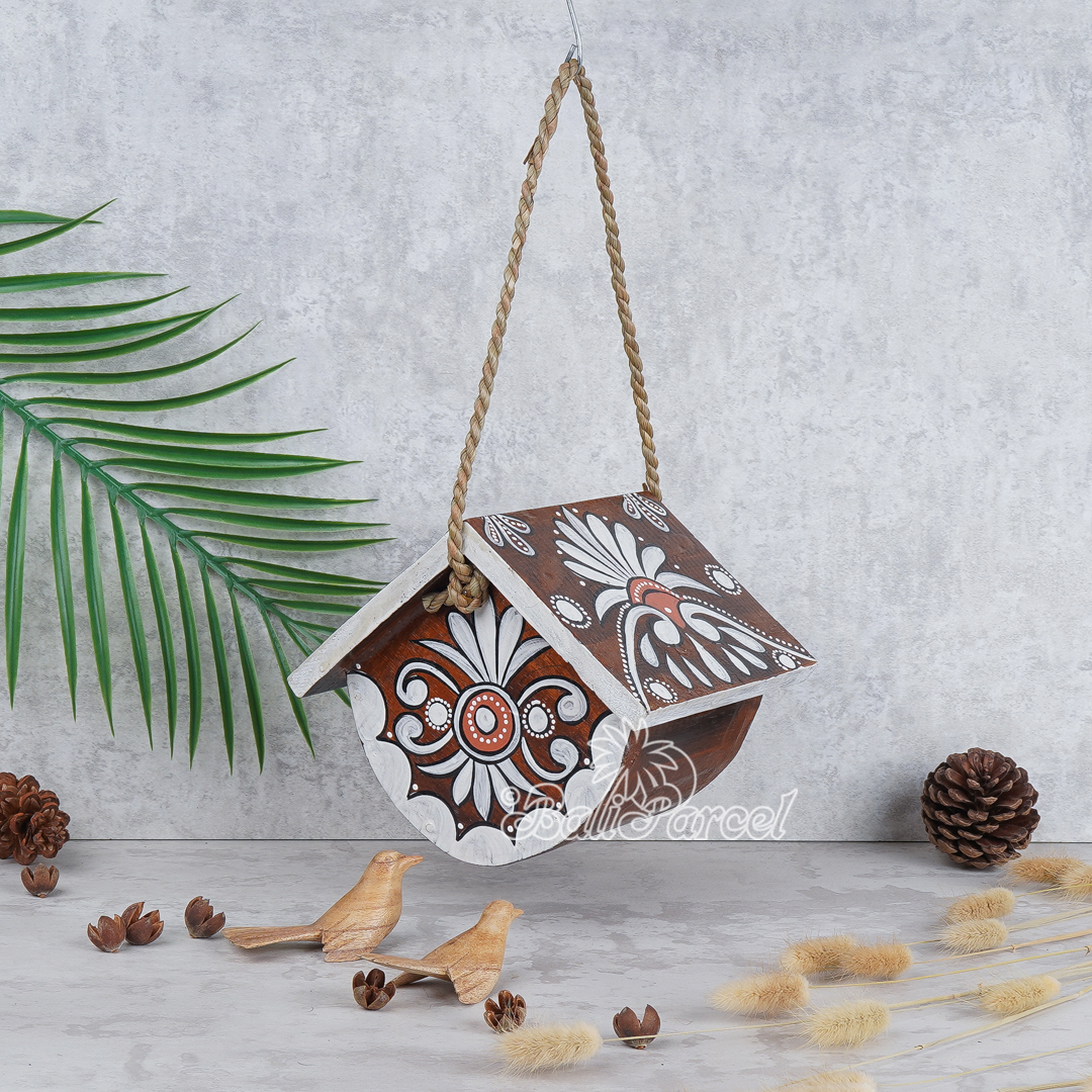 Board Bird House.