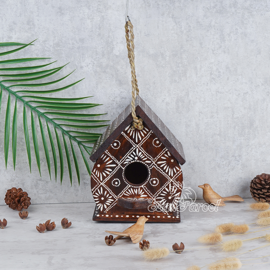 Board Bird House.