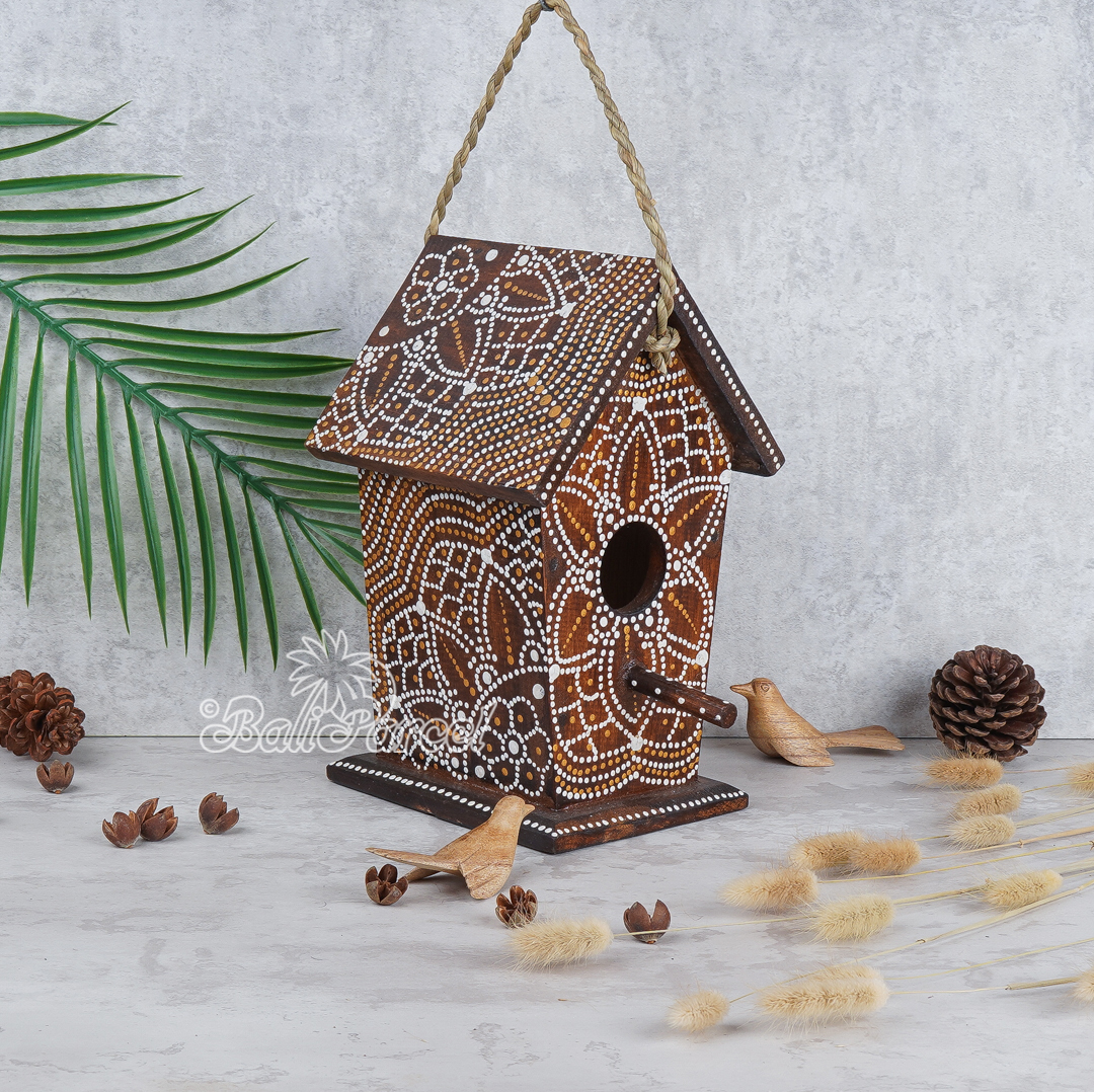 Board Bird House.