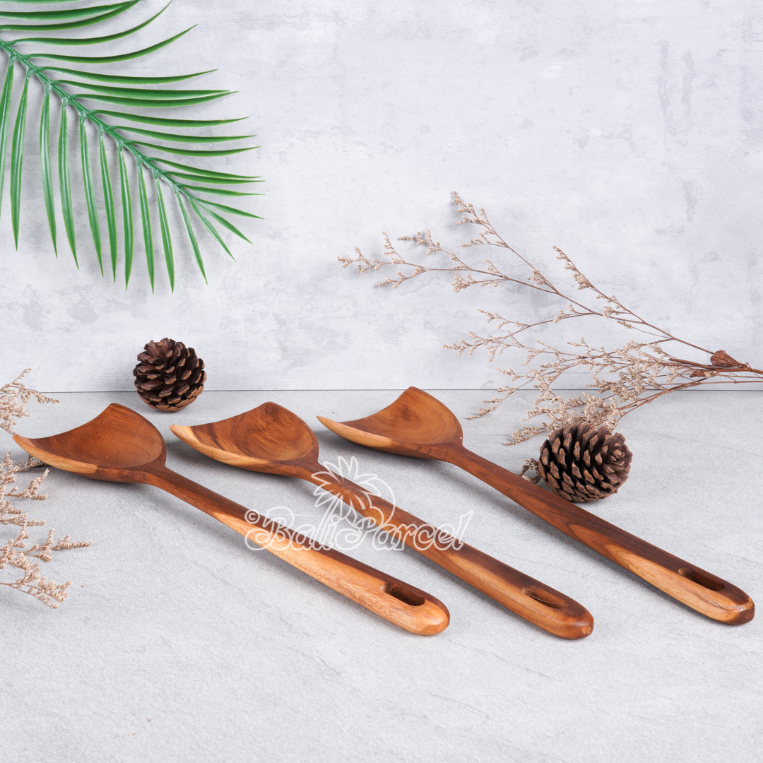 Wooden Spoon, Hand Carved From Teak Wood Wood, Finishing With Olive Oil.
