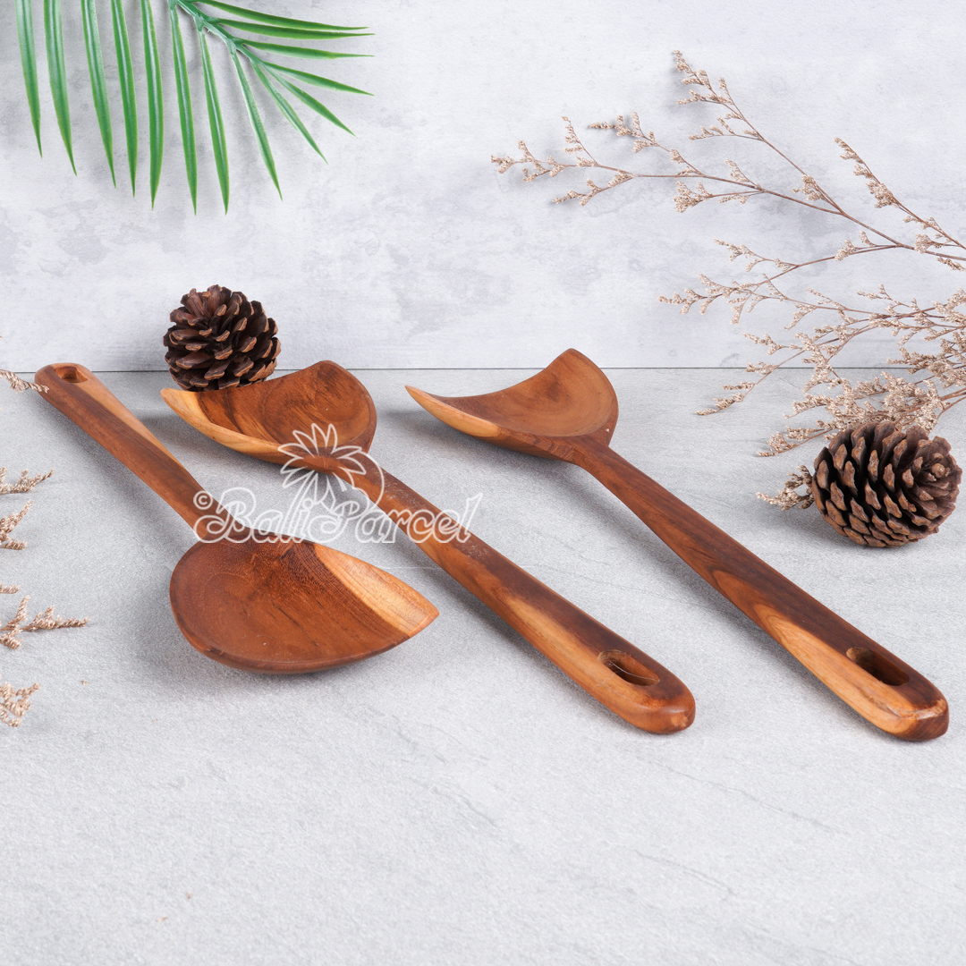 Wooden Spoon, Hand Carved From Teak Wood Wood, Finishing With Olive Oil.