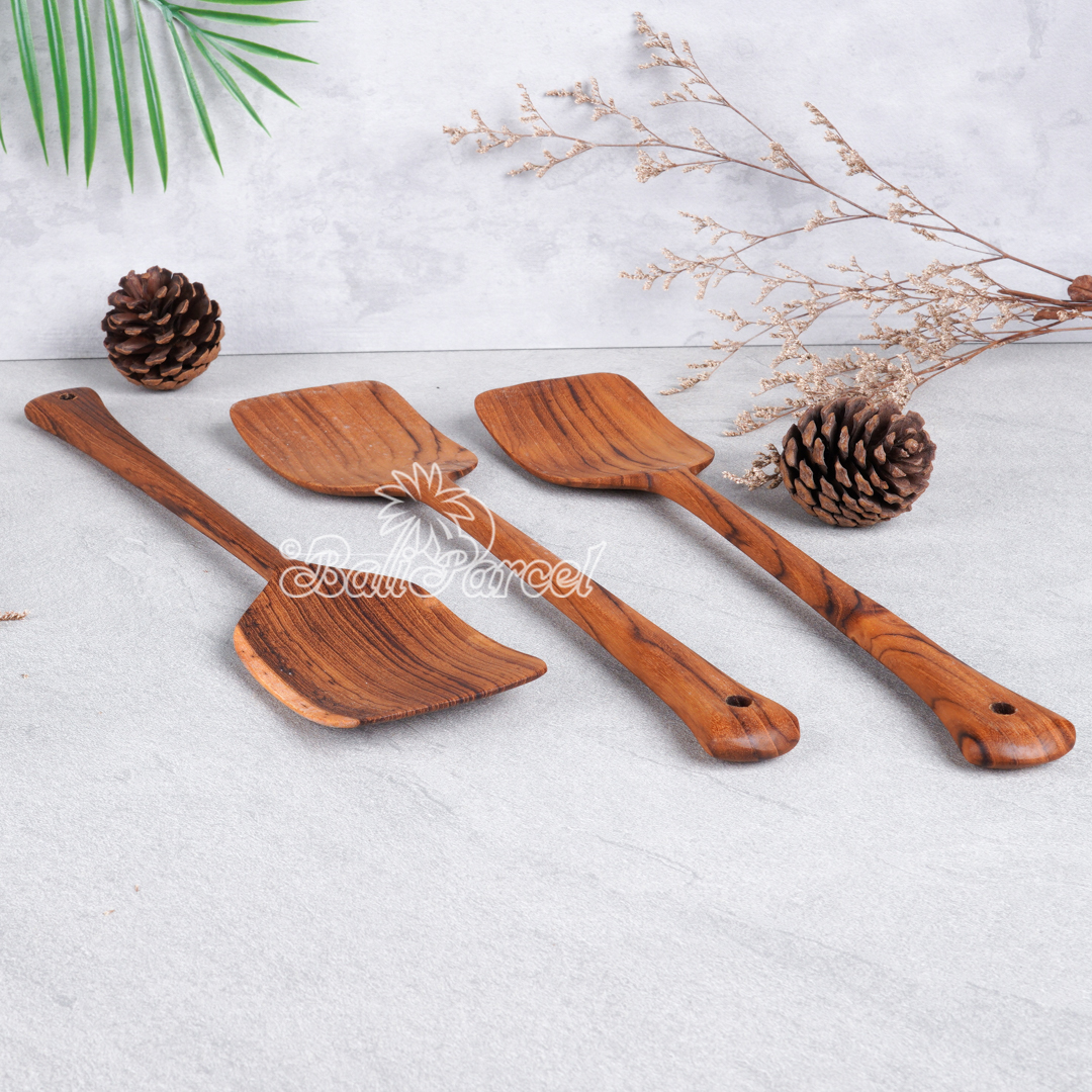 Wooden Spoon, Hand Carved From Teak Wood Wood, Finishing With Olive Oil.
