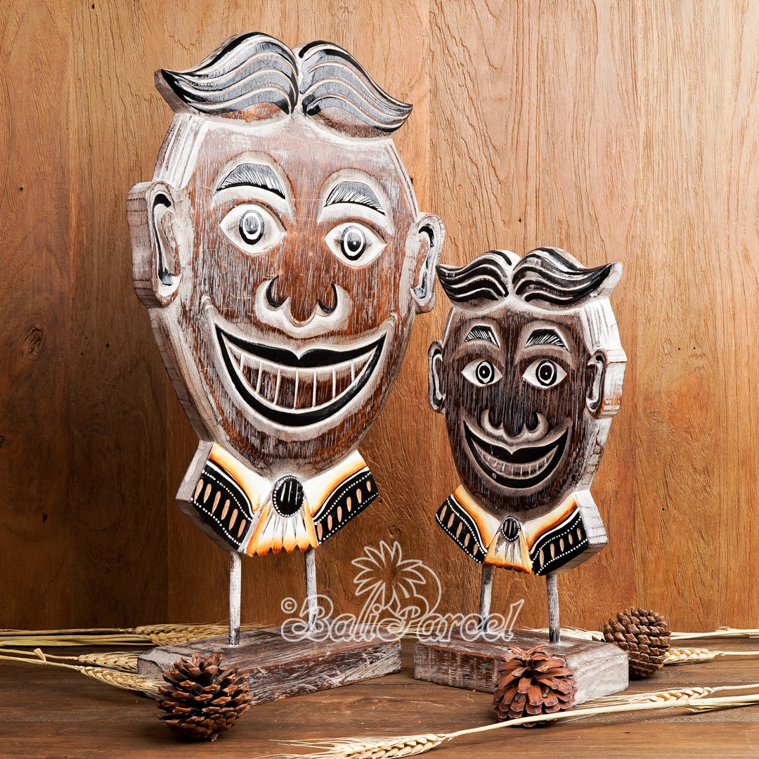 Wooden Stand Medallion Set Of 2, Hand Carved From Albesia Wood