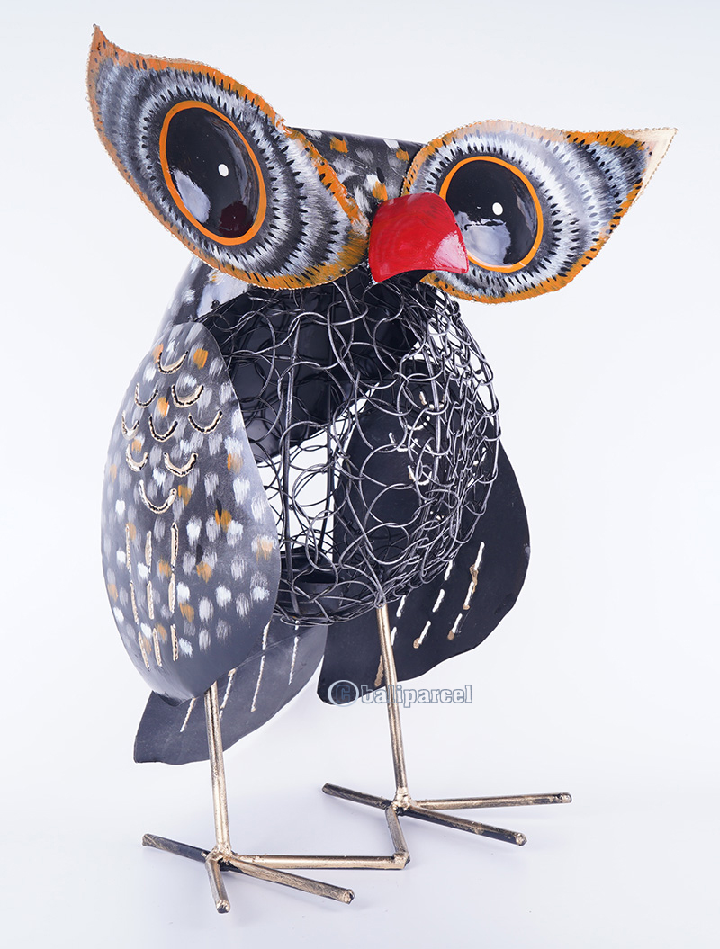 Owl, Made From Iron With Hanpainted