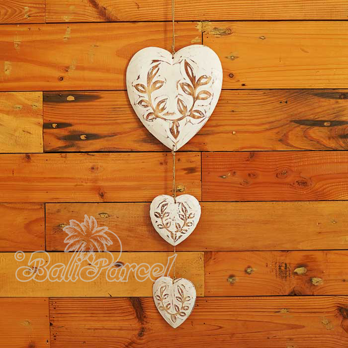 Wooden Wall Hanging, Handmade From Albesia Wood