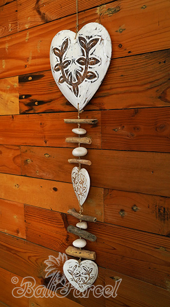 Wooden Wall Hanging, Handmade From Albesia Wood