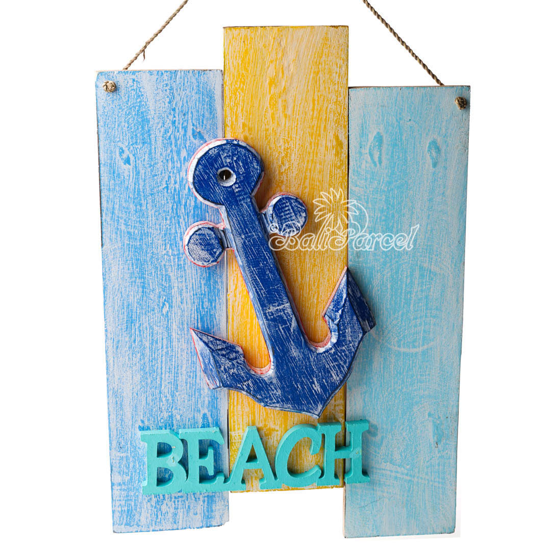 Wooden Wall Hanging, Handmade From Albesia Wood