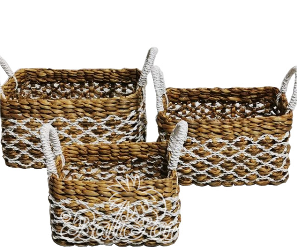 Beautiful Home Decoration Basket , Handmade With Synthetic String Inlaid With Water Hyacinth Set Of 3