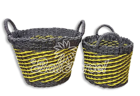 Beautiful Home Decoration Basket , Handmade With Synthetic String Inlaid With Water Hyacinth Set Of 2