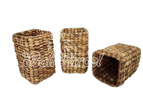 Beautiful Home Decoration Basket, Handmade With Water Hyacinth 
