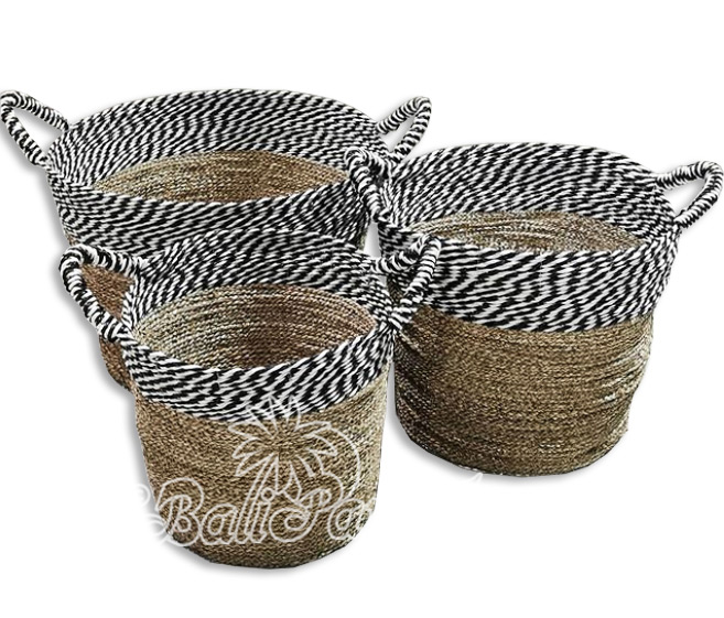 Beautiful Home Decoration Basket , Handmade With Synthetic String Inlaid With Water Hyacinth Set Of 3