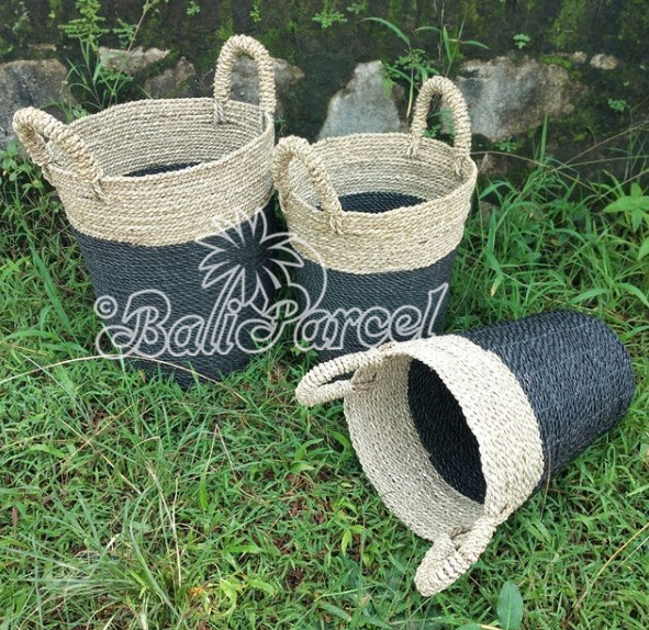Beautiful Home Decoration Basket , Handmade With Synthetic String Inlaid With Water Hyacinth Set Of 3