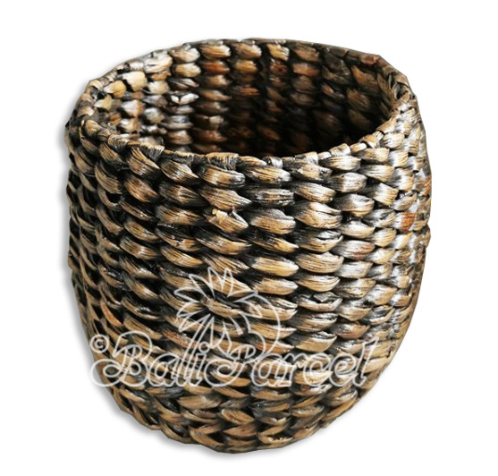 Beautiful Home Decoration Basket, Handmade With Water Hyacinth 