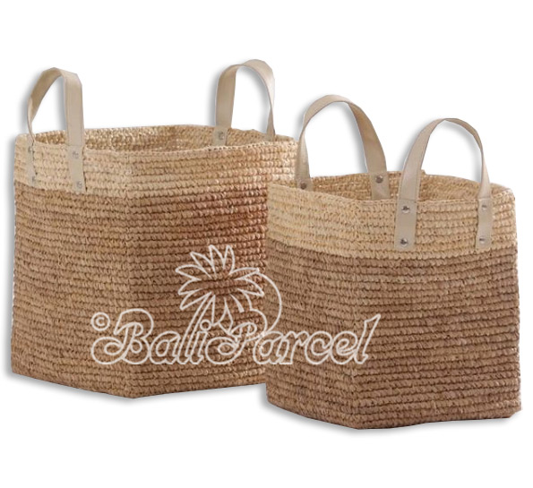 Beautiful Home Decoration Basket , Handmade With Synthetic String Inlaid With Water Hyacinth Set Of 2