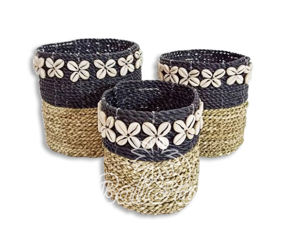 Beautiful Home Decoration Basket , Handmade With Synthetic String Inlaid With Water Hyacinth Set Of 3