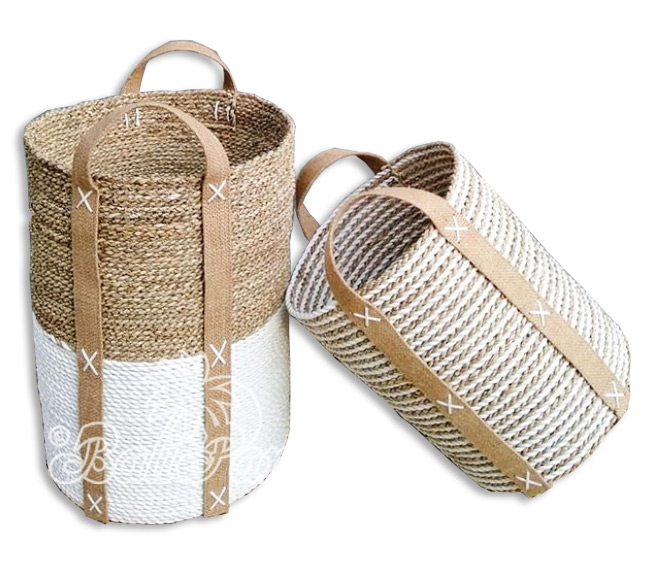 Beautiful Home Decoration Basket , Handmade With Synthetic String Inlaid With Water Hyacinth Set Of 2