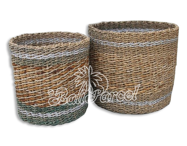 Beautiful Home Decoration Basket , Handmade With Synthetic String Inlaid With Water Hyacinth Set Of 2