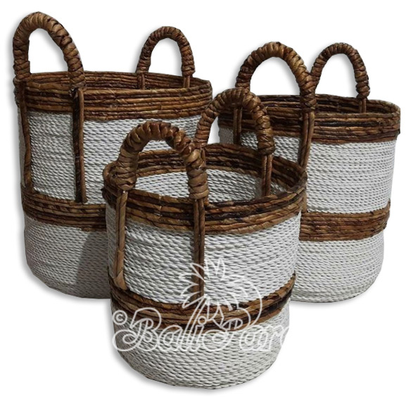 Beautiful Home Decoration Basket , Handmade With Synthetic String Inlaid With Water Hyacinth Set Of 3
