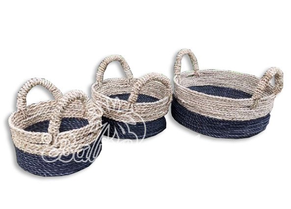 Beautiful Home Decoration Basket , Handmade With Synthetic String Inlaid With Water Hyacinth Set Of 3