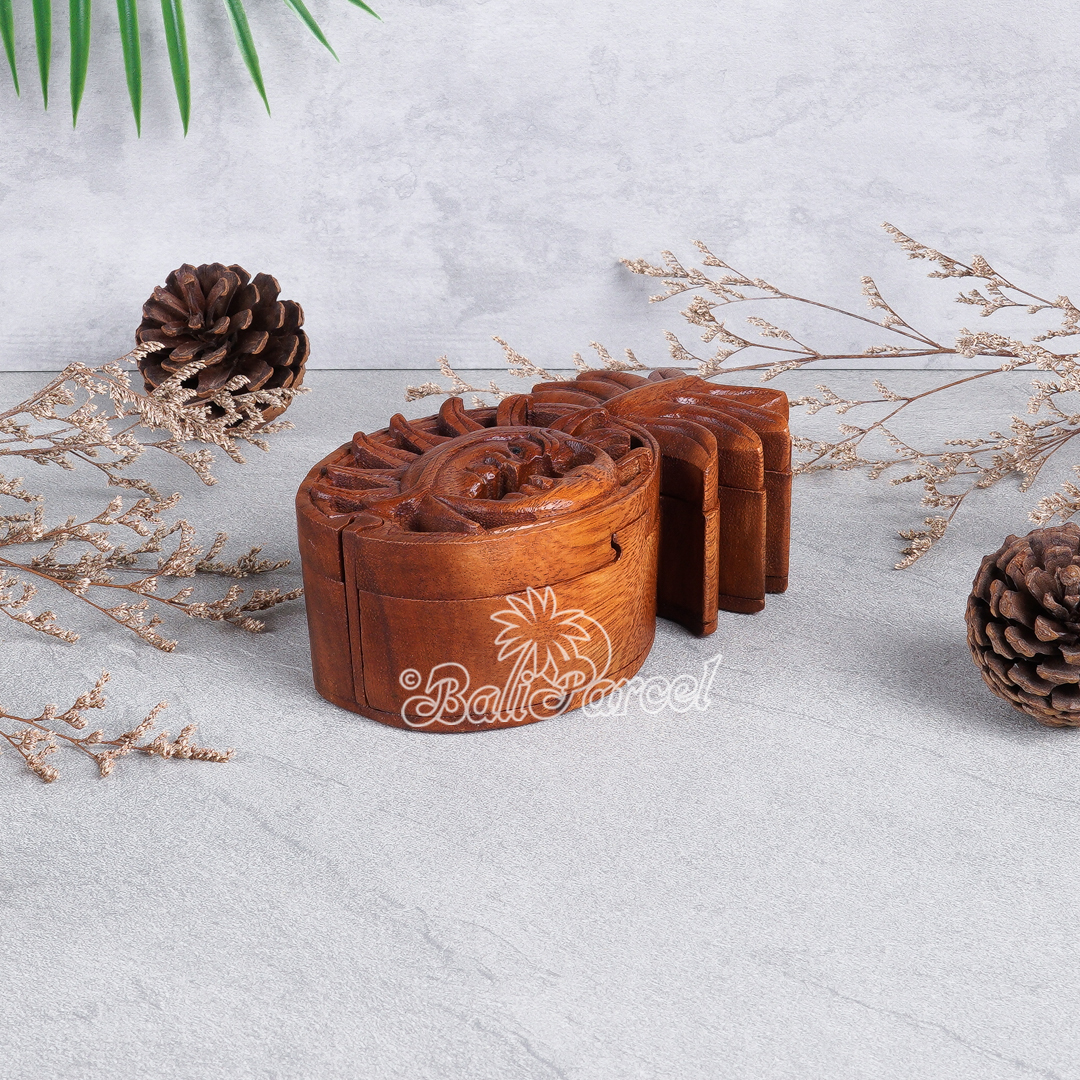Wooden Box With Pineapple Math , Hand Made From Suar Wood
