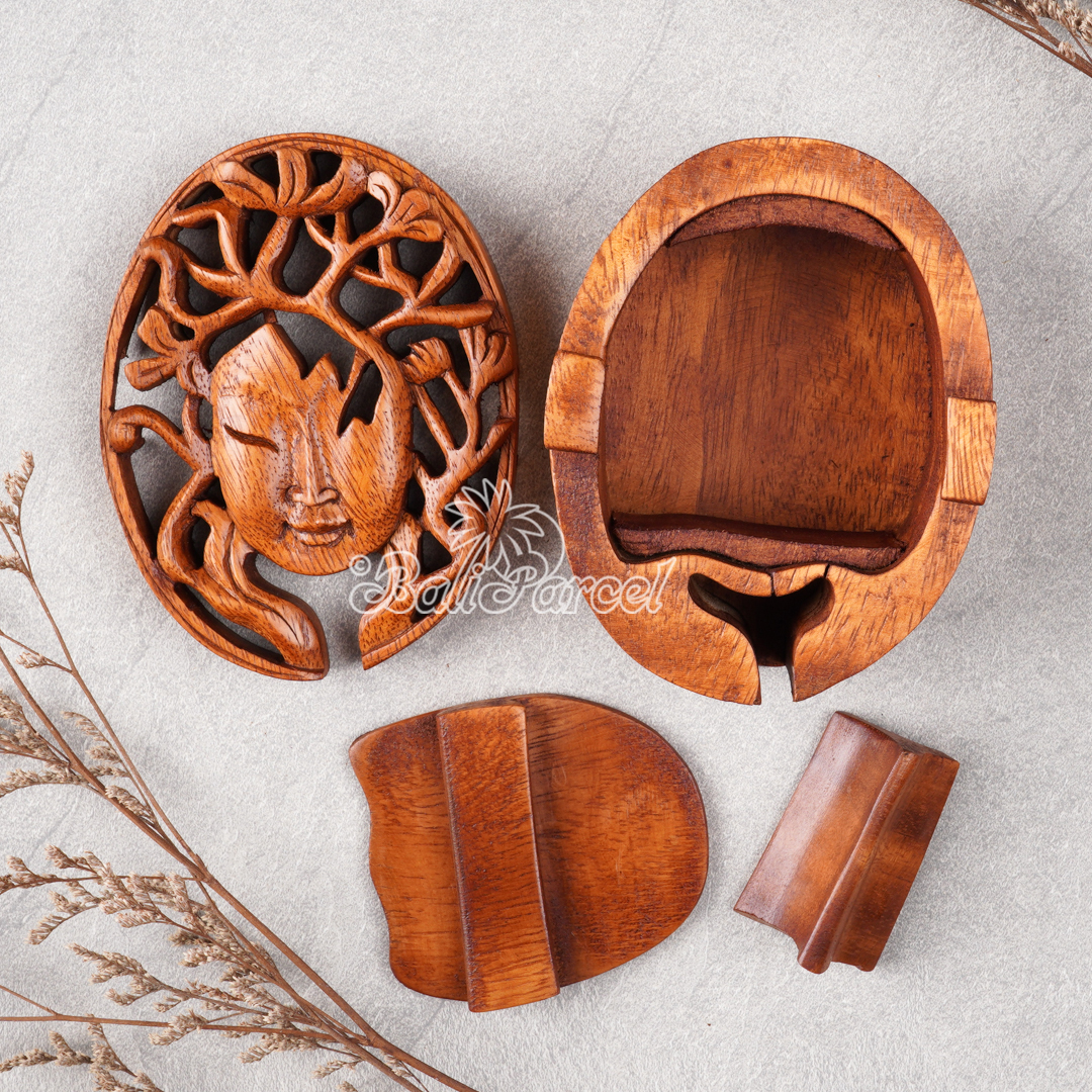 Wooden Box With Tapel Root, Hand Made From Suar Wood