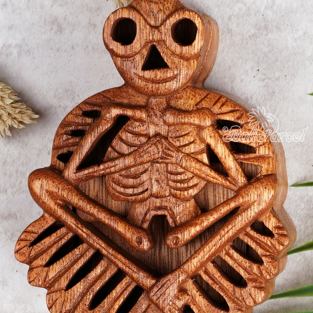 Wooden Box Skull, Hand Made From Suar Wood.