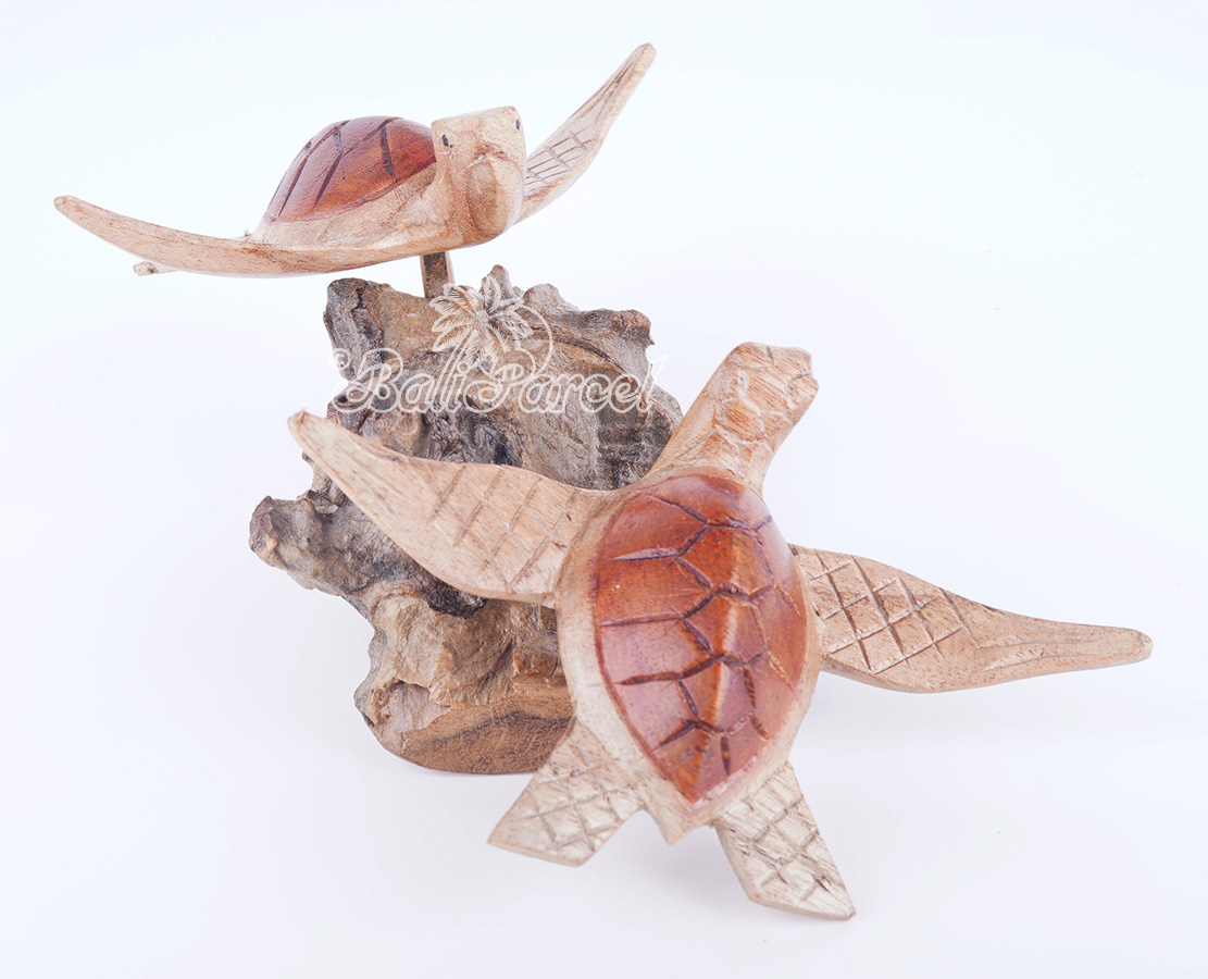 Wooden 2 Turtle With Parasite Wood