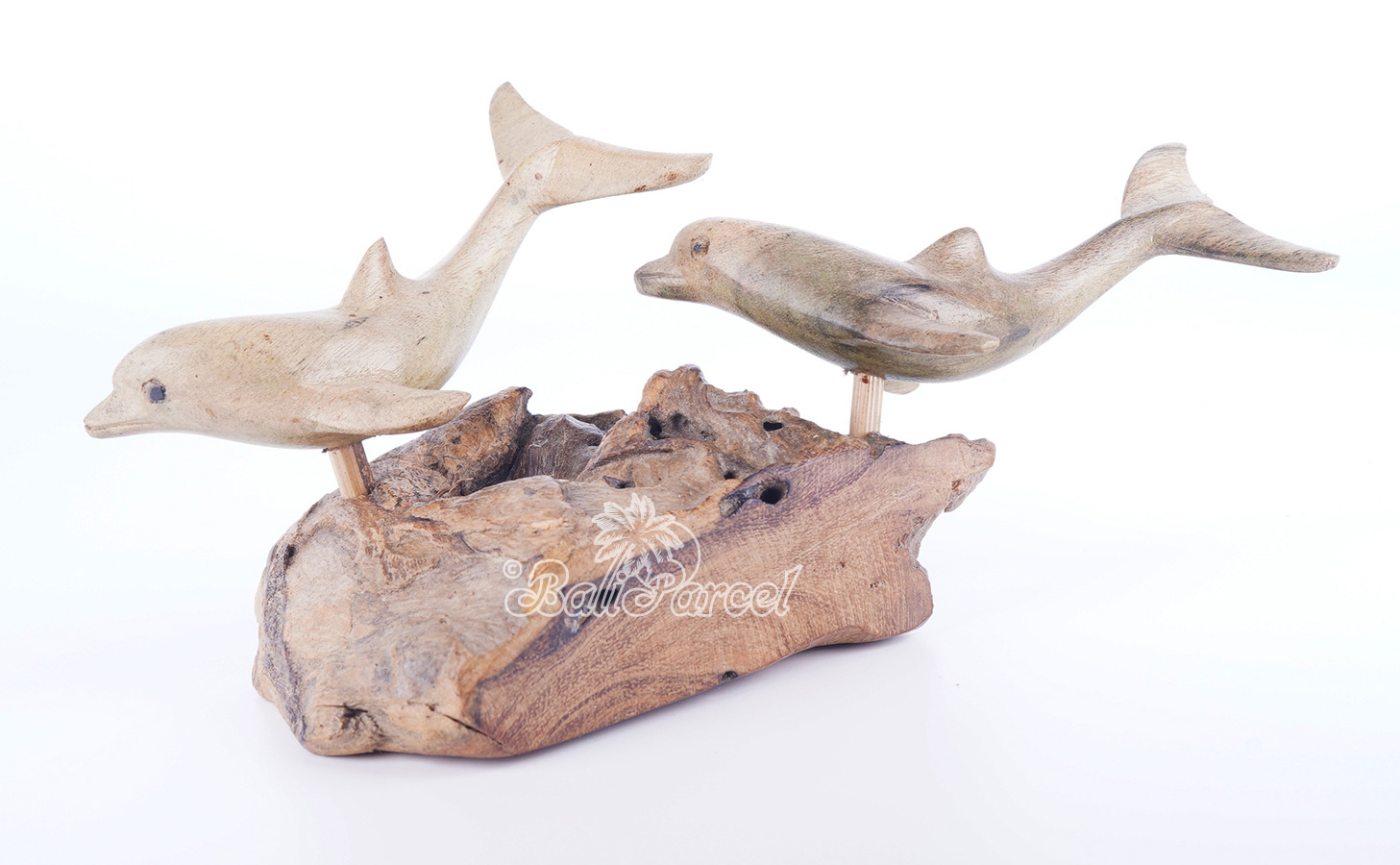 Wooden 2 Dolphins With Parasite Wood