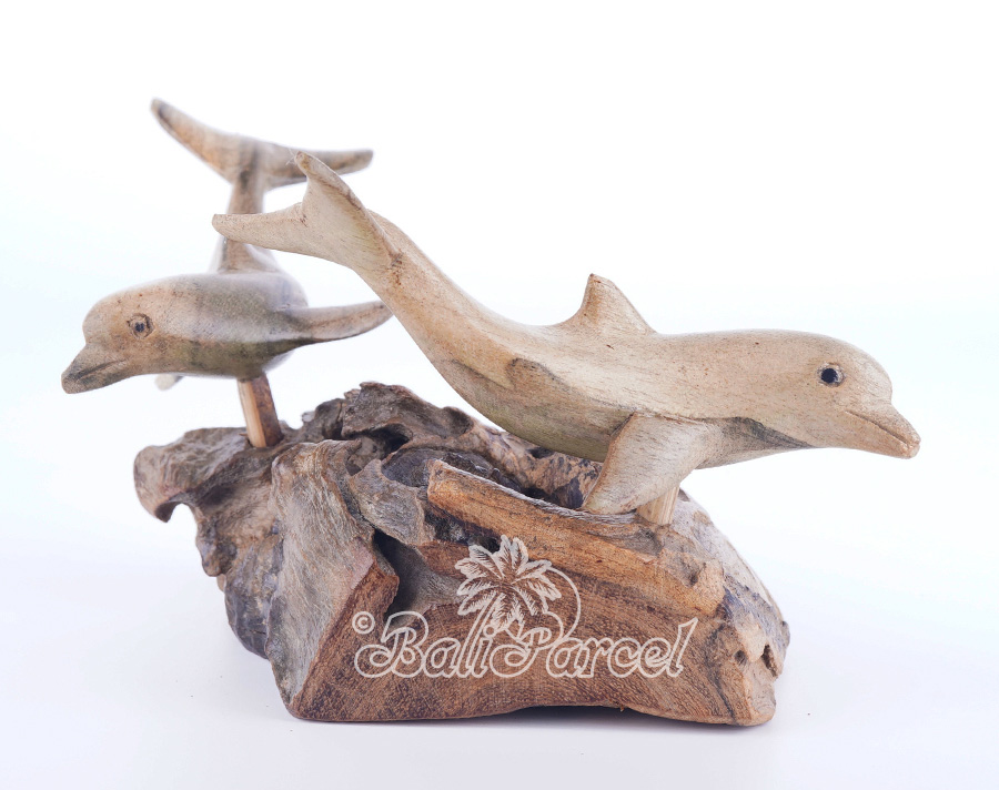 Wooden 2 Dolphins With Parasite Wood