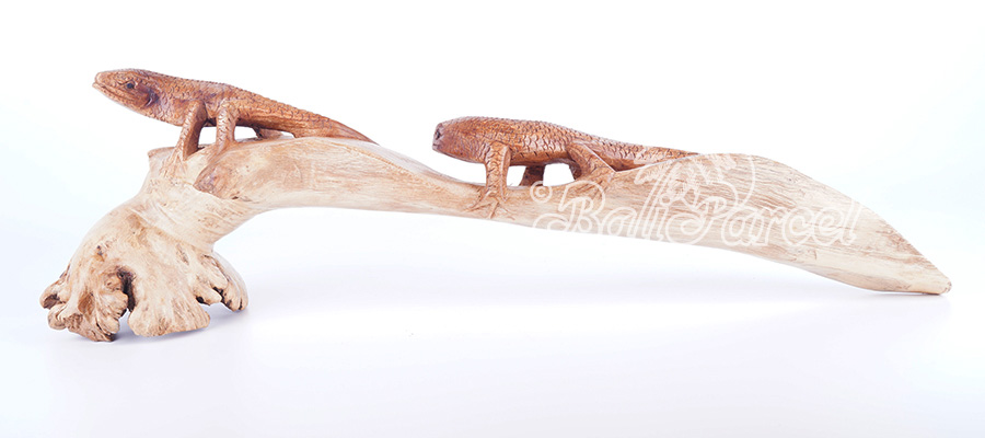 Wooden 2 Komodo With Parasite Wood
