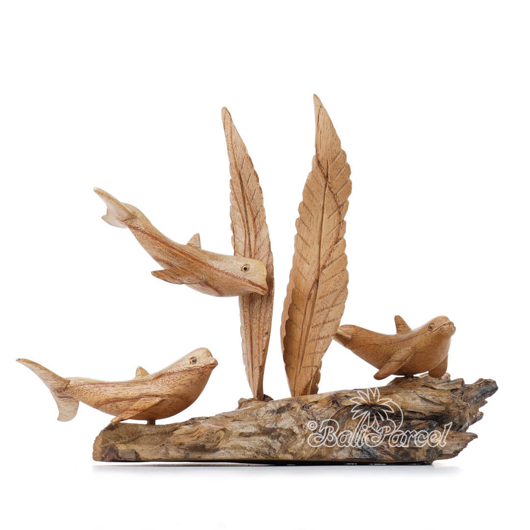 Wooden 3 Dolphins With Parasite Wood