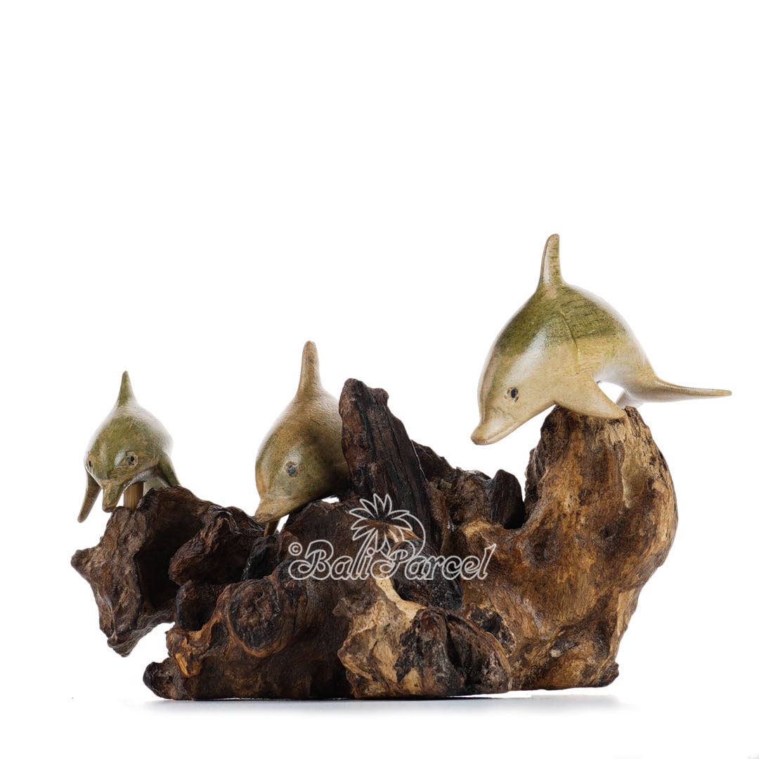 Wooden 3 Dolphins With Parasite Wood