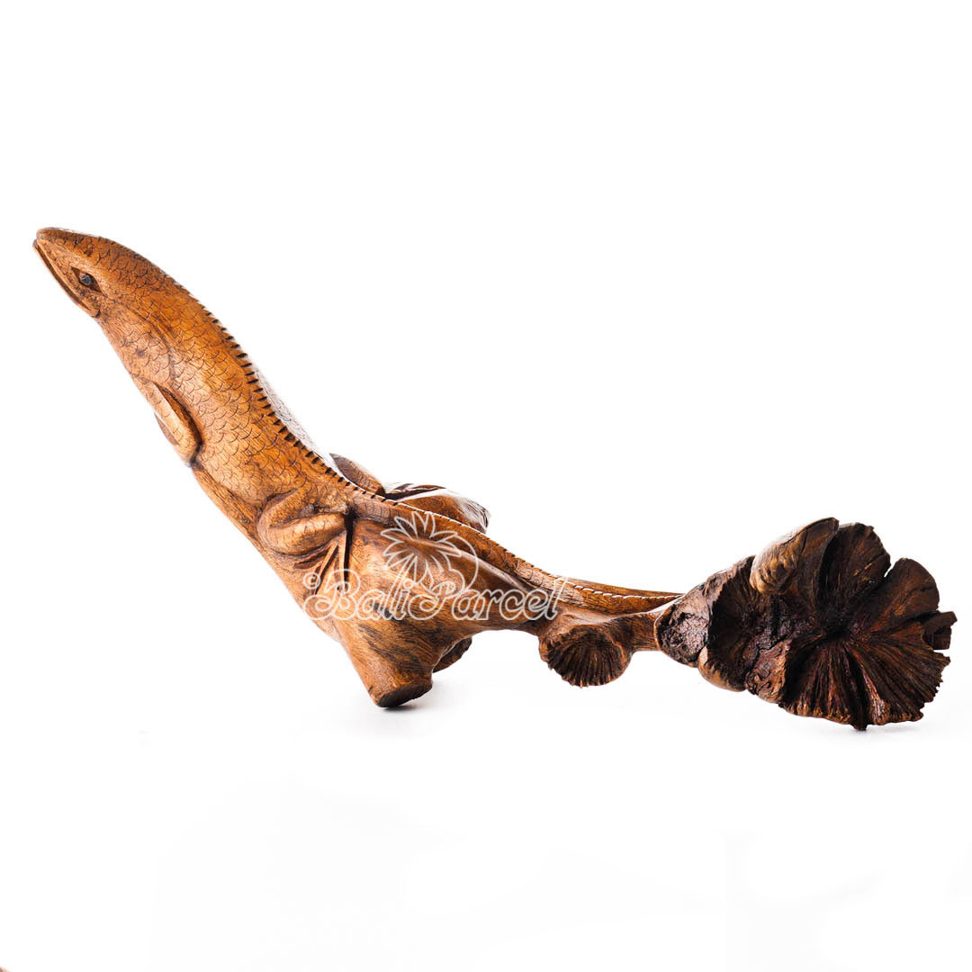 Wooden Lizard Parasite Wood