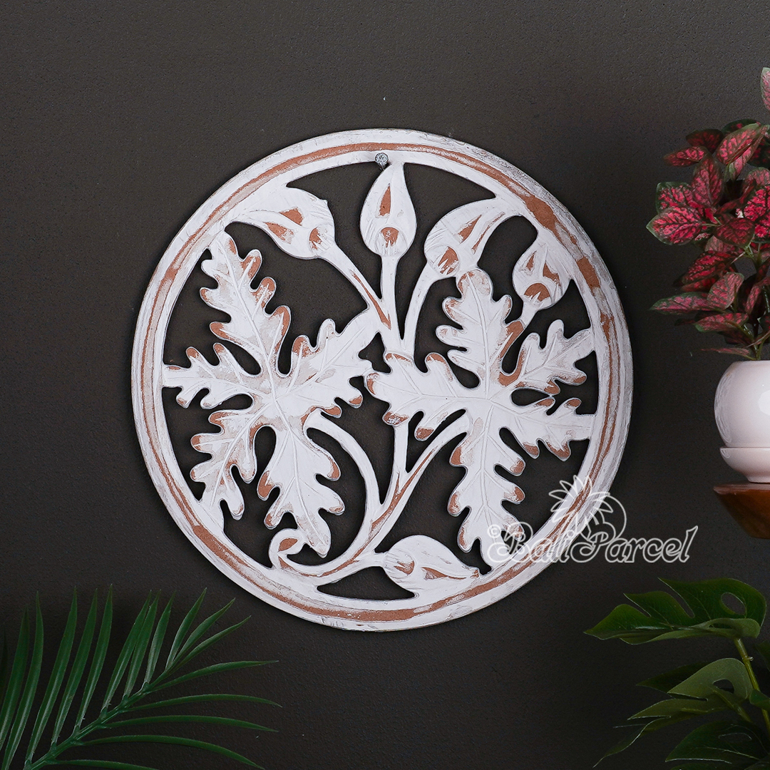 Wooden Wallhanging Papaya Leaf, Hand Made From Hardboard/ MDF, With White Wash Color.